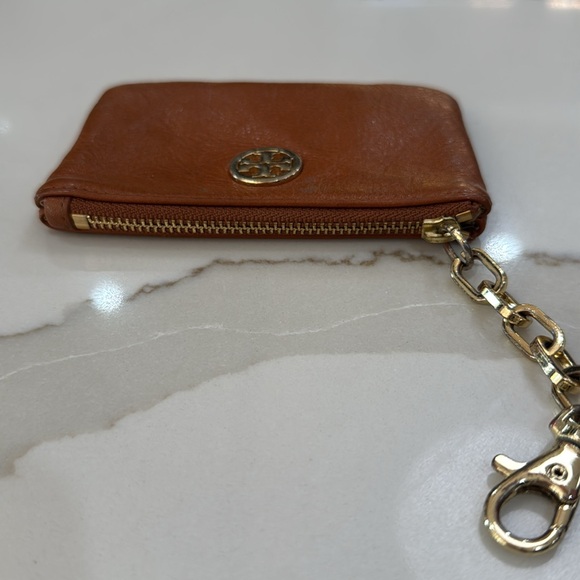 Tory Burch credit card/key holder. - Picture 6 of 6